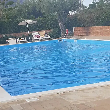 Casa Ruggeri * Letojanni